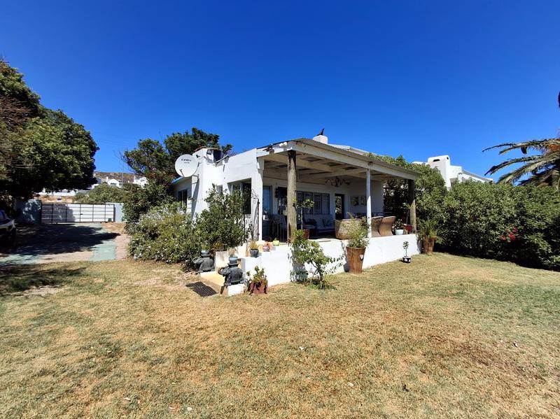 3 Bedroom Property for Sale in Hannasbaai Western Cape